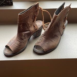 Sundance Booties